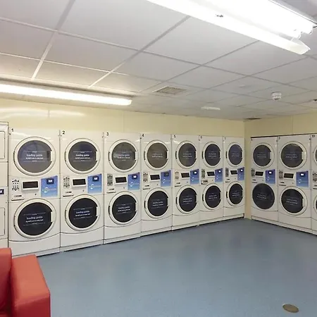 竞技场乡村校园住宿酒店