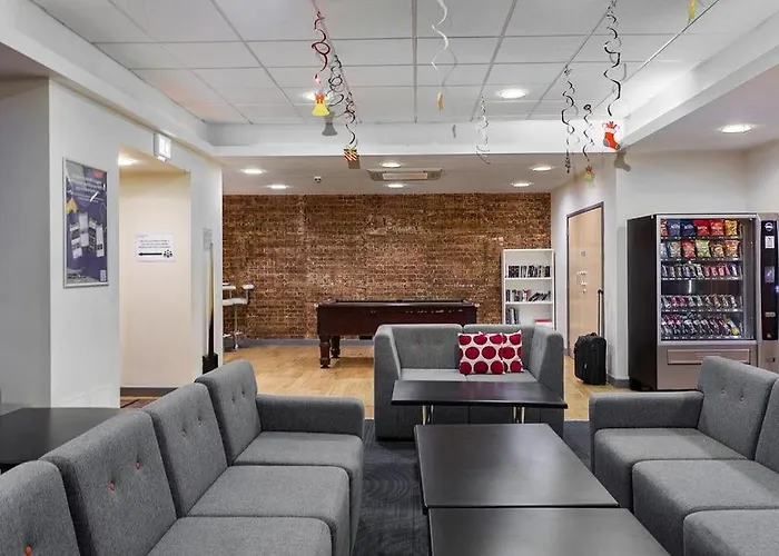 Arena Village In Лидс